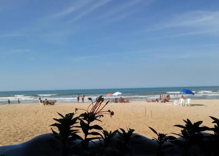 Unamar Condomínio Verão Vermelho
